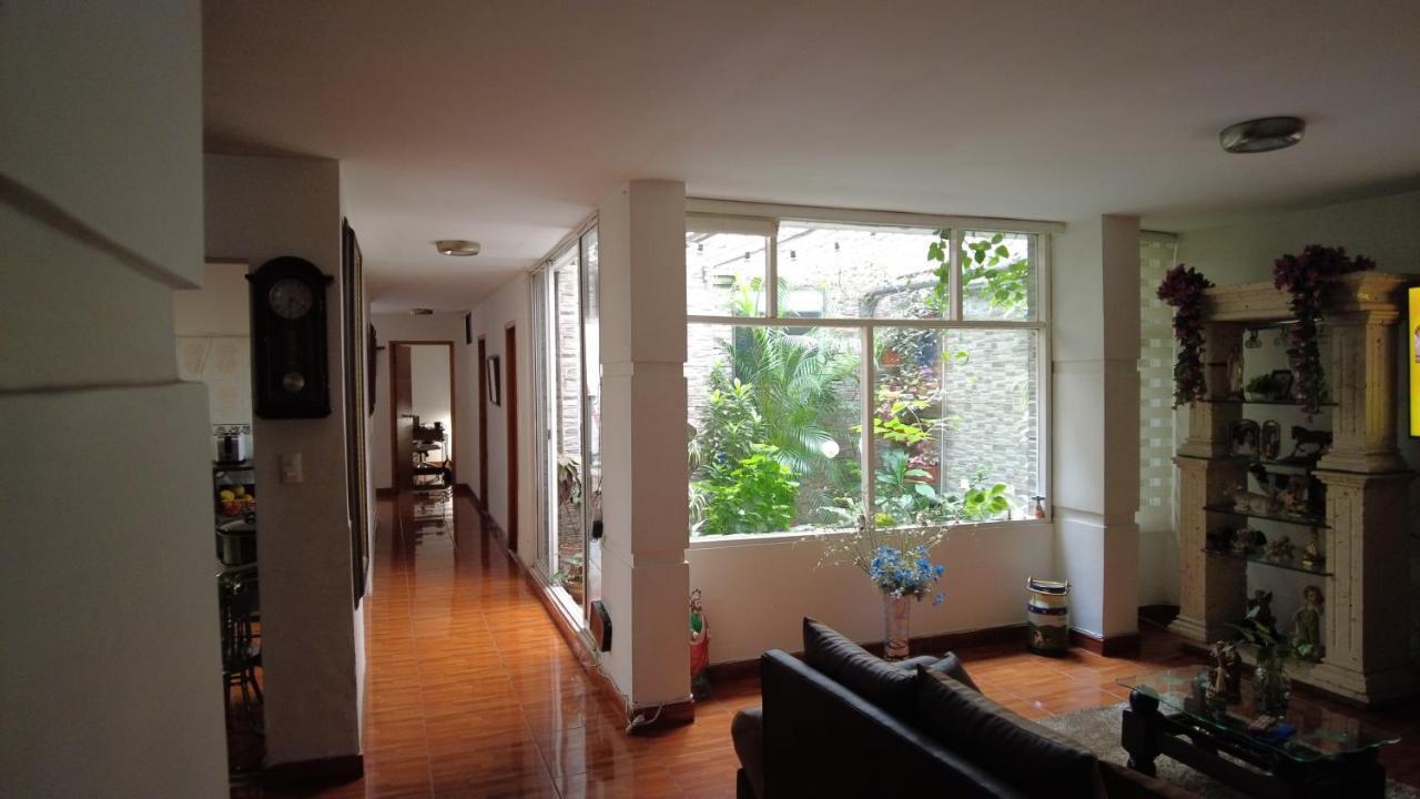 Noras Homestay Laureles Medellín Exteriör bild