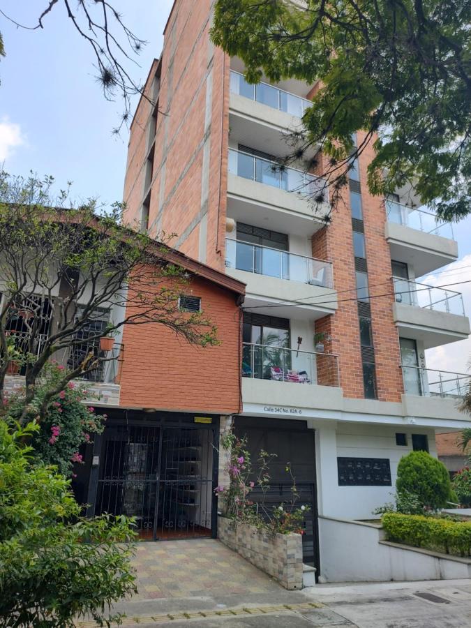 Noras Homestay Laureles Medellín Exteriör bild