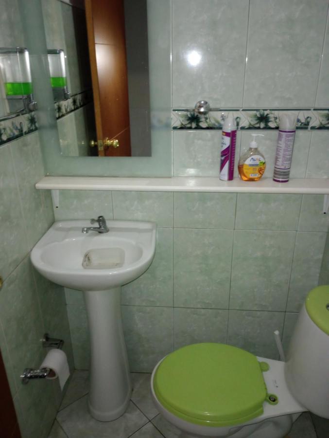 Noras Homestay Laureles Medellín Exteriör bild