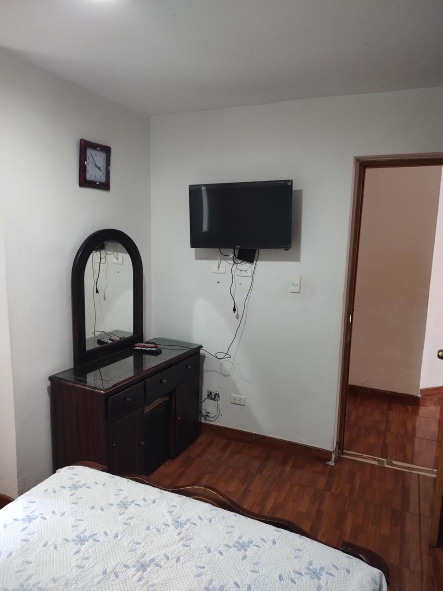 Noras Homestay Laureles Medellín Exteriör bild